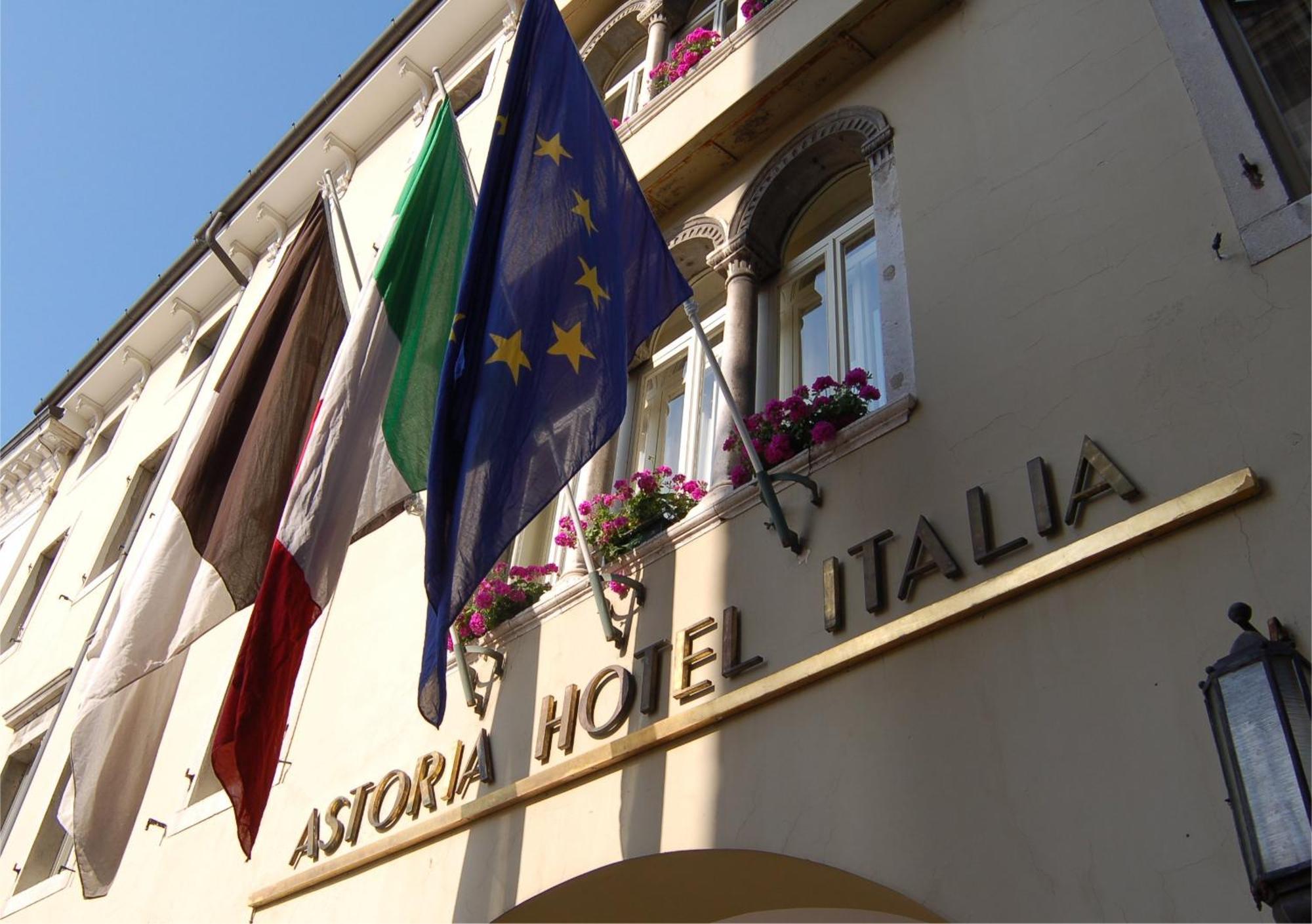 Astoria Hotel Italia Udine Exteriör bild