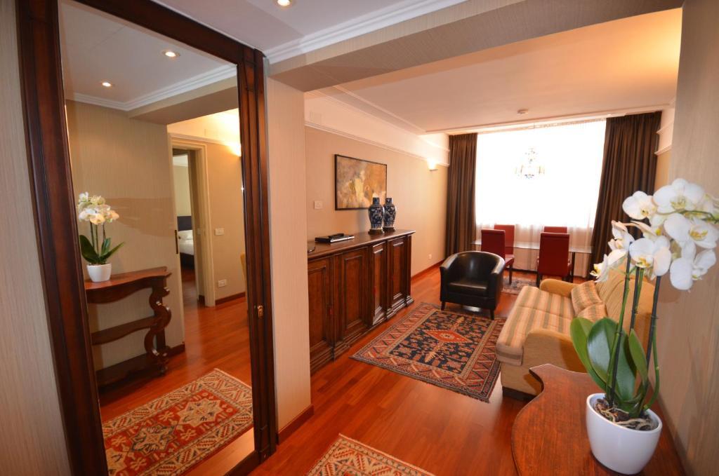 Astoria Hotel Italia Udine Rum bild