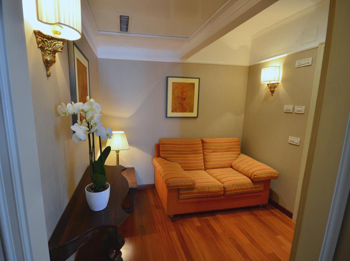 Astoria Hotel Italia Udine Exteriör bild